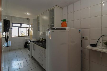 Apartamento para alugar com 75m², 2 quartos e 1 vagaCozinha