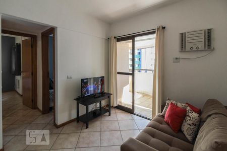 Sala de apartamento para alugar com 2 quartos, 75m² em Barra da Tijuca, Rio de Janeiro
