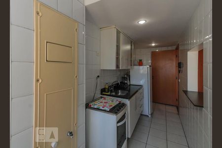 Apartamento para alugar com 75m², 2 quartos e 1 vagaCozinha
