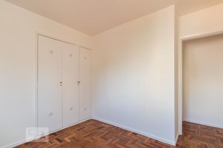 Quarto 2 de apartamento para alugar com 2 quartos, 65m² em Vila Olímpia, São Paulo