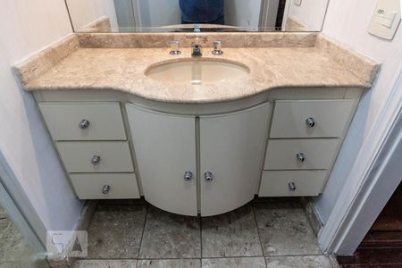 Apartamento para alugar com 103m², 3 quartos e 1 vagaBanheiro da Suíte