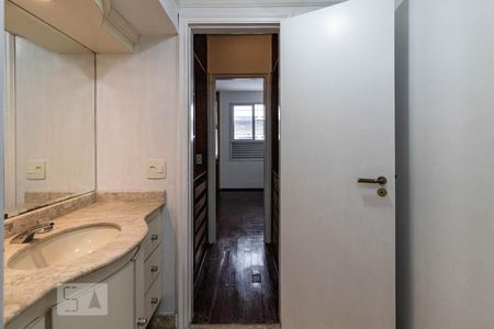 Apartamento para alugar com 103m², 3 quartos e 1 vagaBanheiro da Suíte