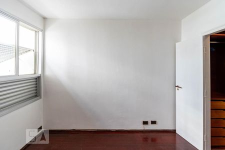 Apartamento para alugar com 103m², 3 quartos e 1 vagaSuíte