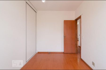 Quarto 2 de apartamento para alugar com 3 quartos, 60m² em Alípio de Melo, Belo Horizonte
