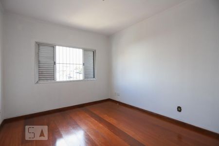 Casa para alugar com 350m², 3 quartos e 3 vagasSuíte