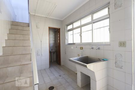 Casa para alugar com 350m², 3 quartos e 3 vagasLavanderia