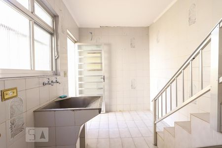 Casa para alugar com 350m², 3 quartos e 3 vagasLavanderia