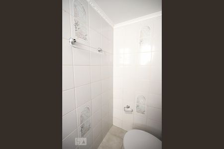 Casa para alugar com 350m², 3 quartos e 3 vagasBanheiro de Serviço