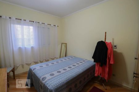 Casa à venda com 300m², 3 quartos e 4 vagas Casa à venda com 300m², 3 quartos e 4 vagasDormitório 2