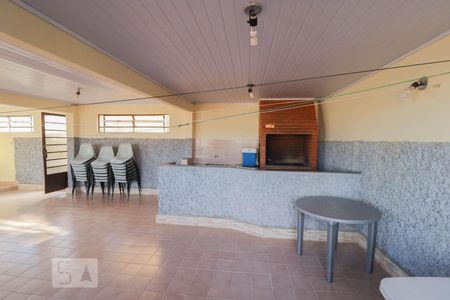 Casa à venda com 300m², 3 quartos e 4 vagas Casa à venda com 300m², 3 quartos e 4 vagasSalão de Festas