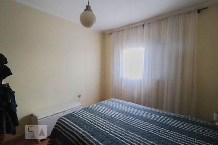 Casa à venda com 300m², 3 quartos e 4 vagas Casa à venda com 300m², 3 quartos e 4 vagasSuíte