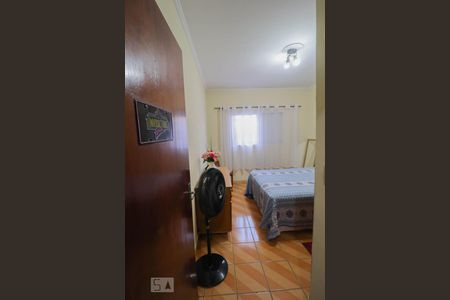 Casa à venda com 300m², 3 quartos e 4 vagas Casa à venda com 300m², 3 quartos e 4 vagasDormitório 2