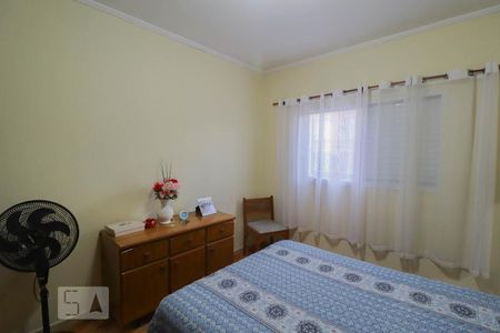 Casa à venda com 300m², 3 quartos e 4 vagas Casa à venda com 300m², 3 quartos e 4 vagasDormitório 2