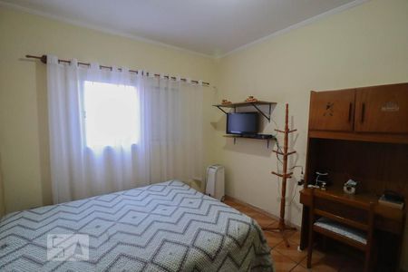 Casa à venda com 300m², 3 quartos e 4 vagas Casa à venda com 300m², 3 quartos e 4 vagasDormitório 1