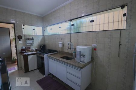 Casa à venda com 300m², 3 quartos e 4 vagas Casa à venda com 300m², 3 quartos e 4 vagasCozinha