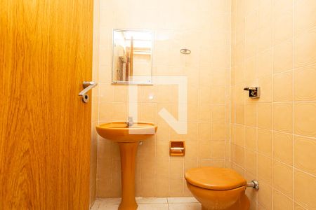 Apartamento para alugar com 240m², 4 quartos e 3 vagas Apartamento para alugar com 240m², 4 quartos e 3 vagasBanheiro de serviço