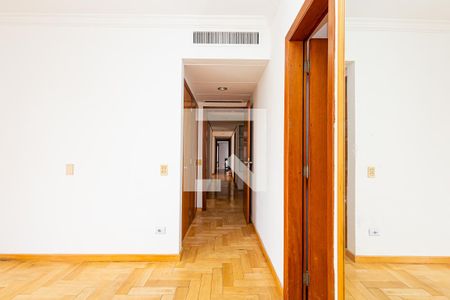 Apartamento para alugar com 240m², 4 quartos e 3 vagas Apartamento para alugar com 240m², 4 quartos e 3 vagasSuíte 1
