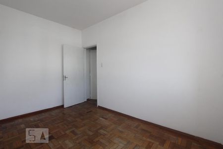 QUARTO de apartamento para alugar com 1 quarto, 43m² em Floresta, Porto Alegre