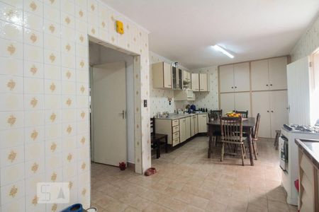 Casa para alugar com 150m², 3 quartos e 2 vagas Casa para alugar com 150m², 3 quartos e 2 vagasCozinha