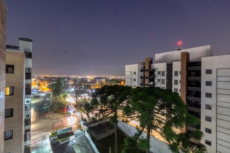 Vista da Sala de apartamento para alugar com 2 quartos, 130m² em Cristo Rei, Curitiba