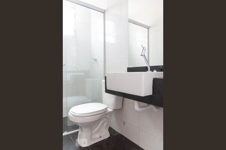 Banheiro da suíte de apartamento para alugar com 4 quartos, 160m² em Buritis, Belo Horizonte
