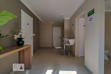 Apartamento à venda com 40m², 2 quartos e sem vagaÁrea comum