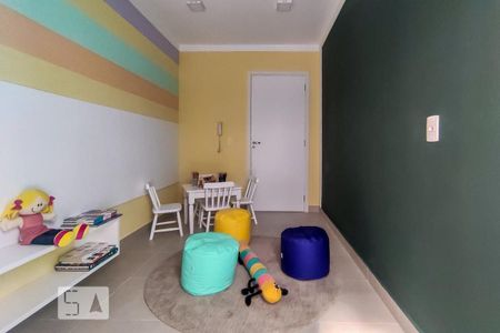 Apartamento à venda com 40m², 2 quartos e sem vagaÁrea comum