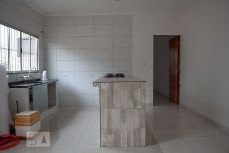 Sala/Cozinha de casa para alugar com 2 quartos, 190m² em Vila Nova Manchester, São Paulo