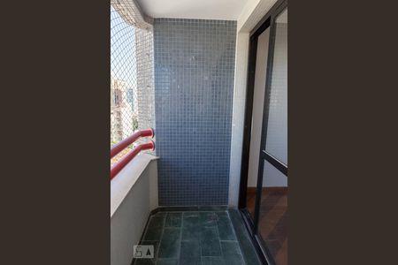 Sacada de apartamento à venda com 3 quartos, 82m² em Barra Funda, São Paulo