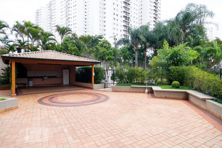 Apartamento à venda com 65m², 2 quartos e 2 vagas Apartamento à venda com 65m², 2 quartos e 2 vagasChurrasqueira