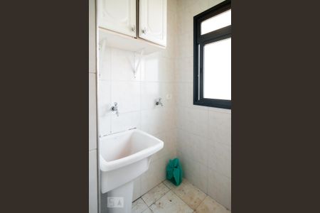 Apartamento à venda com 65m², 2 quartos e 2 vagas Apartamento à venda com 65m², 2 quartos e 2 vagasÁrea de Serviço