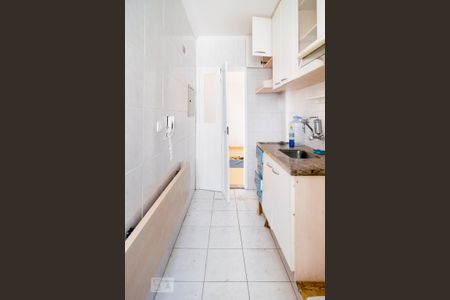 Apartamento à venda com 65m², 2 quartos e 2 vagas Apartamento à venda com 65m², 2 quartos e 2 vagasCozinha