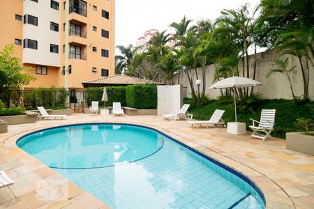 Apartamento à venda com 65m², 2 quartos e 2 vagas Apartamento à venda com 65m², 2 quartos e 2 vagasPiscina