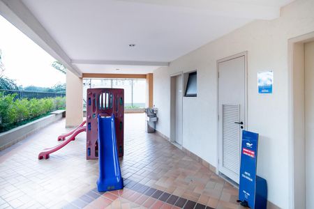 Apartamento à venda com 65m², 2 quartos e 2 vagas Apartamento à venda com 65m², 2 quartos e 2 vagasPlayground