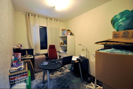 Quarto 2 de apartamento para alugar com 2 quartos, 58m² em Jardim Ester, São Paulo