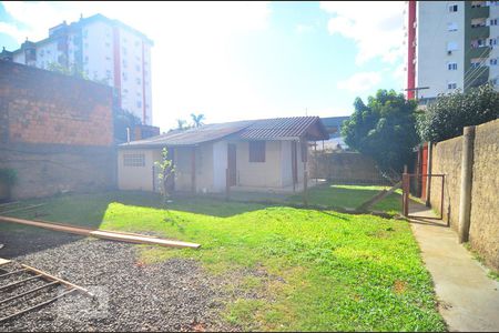Casa à venda com 100m², 3 quartos e 2 vagasPátio
