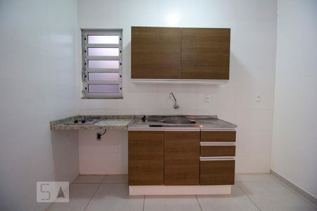 Sala e cozinha de kitnet/studio para alugar com 1 quarto, 53m² em Saco dos Limões, Florianópolis
