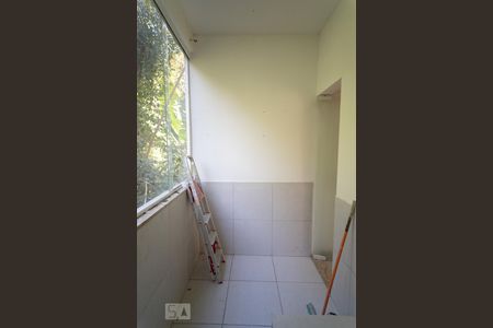 Casa para alugar com 100m², 2 quartos e sem vagaÁrea de serviço