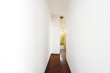 Corredor de apartamento para alugar com 2 quartos, 90m² em Santa Cecília, São Paulo