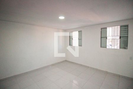 Casa para alugar com 1 quarto, 50m² em Vila Nova Curuçá, São Paulo