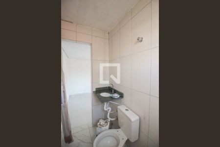 Banheiro de casa para alugar com 1 quarto, 50m² em Vila Nova Curuçá, São Paulo