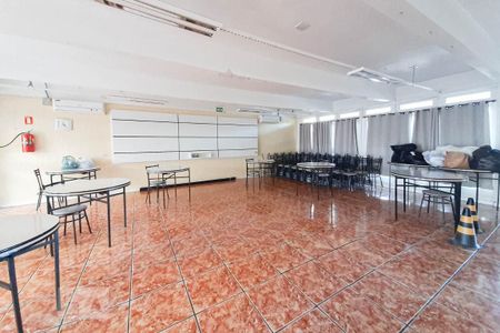 Studio à venda com 42m², 1 quarto e sem vagaÁrea comum - Salão de festas