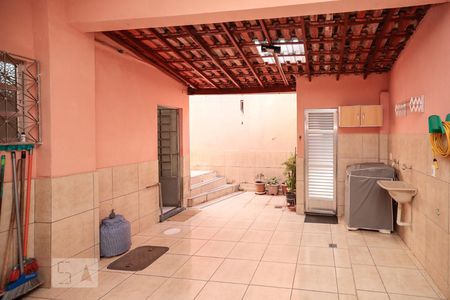 Casa à venda com 108m², 3 quartos e sem vaga Casa à venda com 108m², 3 quartos e sem vagaÁrea externa