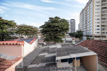 Casa à venda com 108m², 3 quartos e sem vaga Casa à venda com 108m², 3 quartos e sem vagaVista Terraço