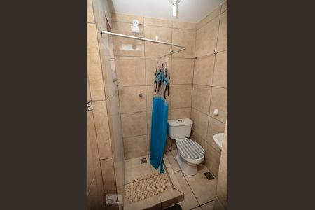 Casa à venda com 108m², 3 quartos e sem vaga Casa à venda com 108m², 3 quartos e sem vagaBanheiro 1