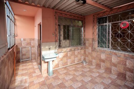 Casa à venda com 108m², 3 quartos e sem vaga Casa à venda com 108m², 3 quartos e sem vagaHall de Acesso terraço - Área de serviço