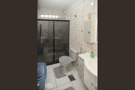 Casa à venda com 108m², 3 quartos e sem vaga Casa à venda com 108m², 3 quartos e sem vagaBanheiro 2