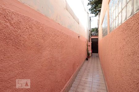 Casa à venda com 108m², 3 quartos e sem vaga Casa à venda com 108m², 3 quartos e sem vagaEntrada