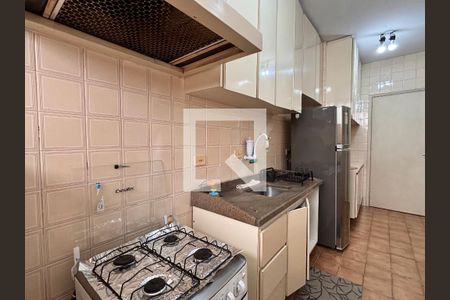 Cozinha de apartamento à venda com 2 quartos, 63m² em Vila Olímpia, São Paulo