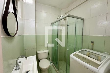 Banheiro de kitnet/studio para alugar com 1 quarto, 32m² em Centro, Rio de Janeiro